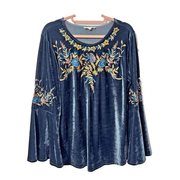 Solitaire Womens Boho Top Dusty Blue Small Velvet Floral Embroidered Bell Sleeve - Picture 1 of 7